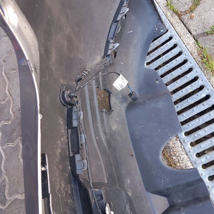 Para choques tras renault clio 4 carro