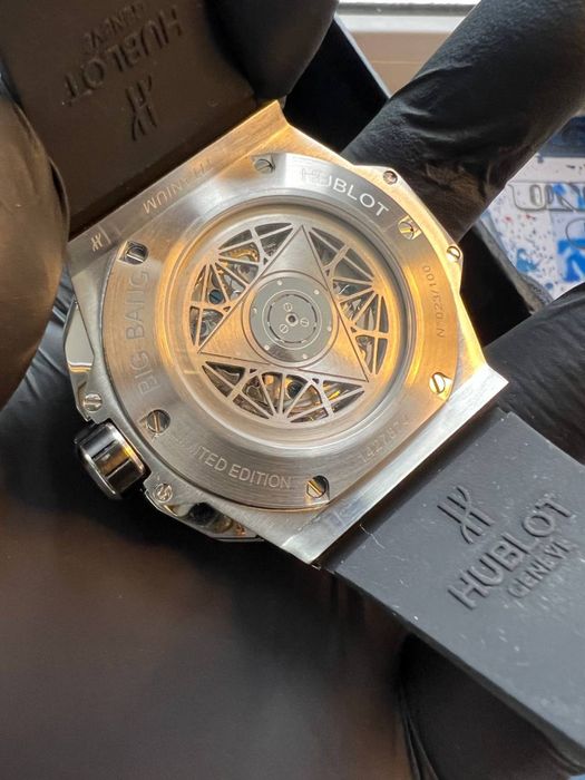 Годинник Hublot Sang Bleu II Titanium Black