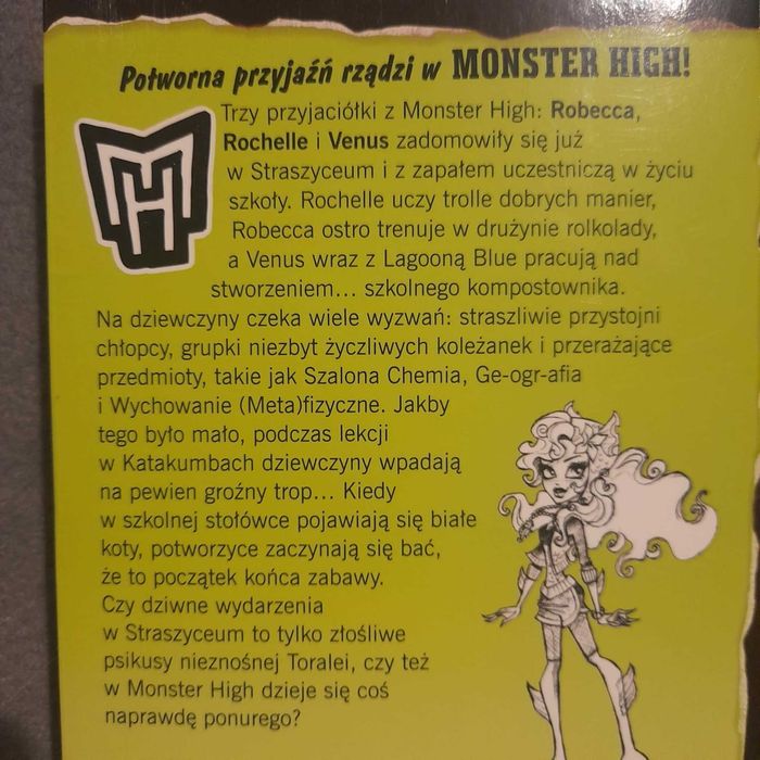 Książki z serii Monster High, część 2,3. - Gitty Daneshvari.