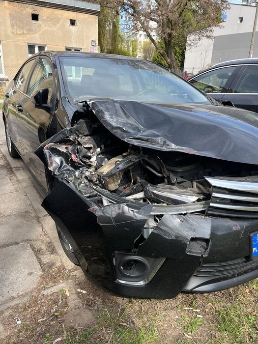 Toyota Corolla Toyota Corolla 1.6 Benzyna + LPG, po kolizji