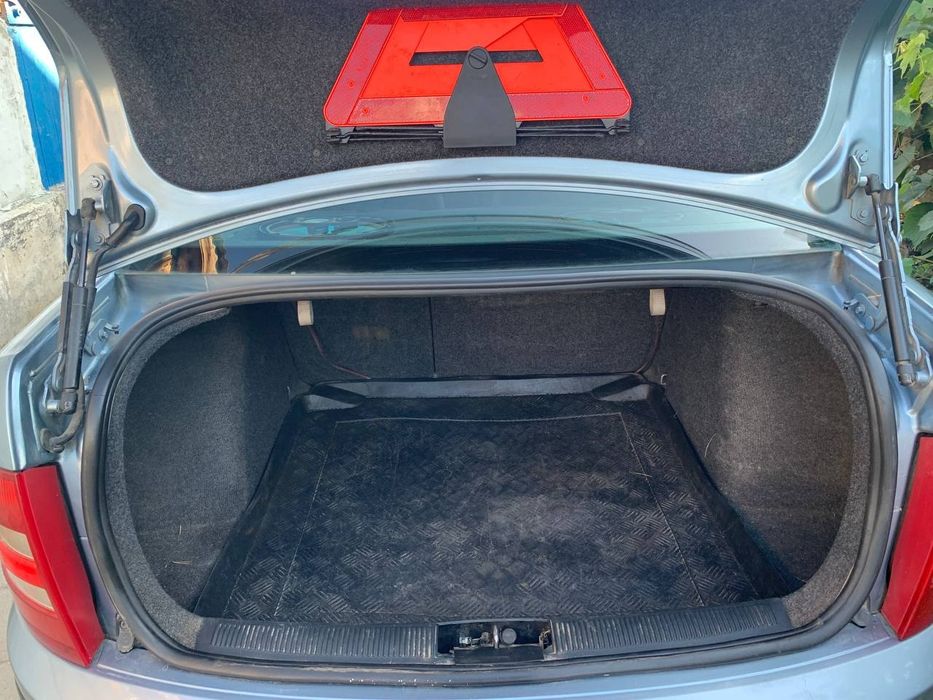 Продаж авто Skoda fabia 1.2