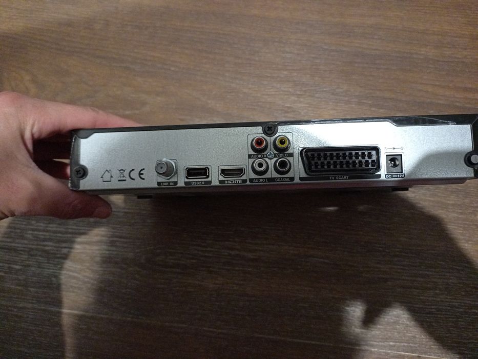 Супутниковий ресівер