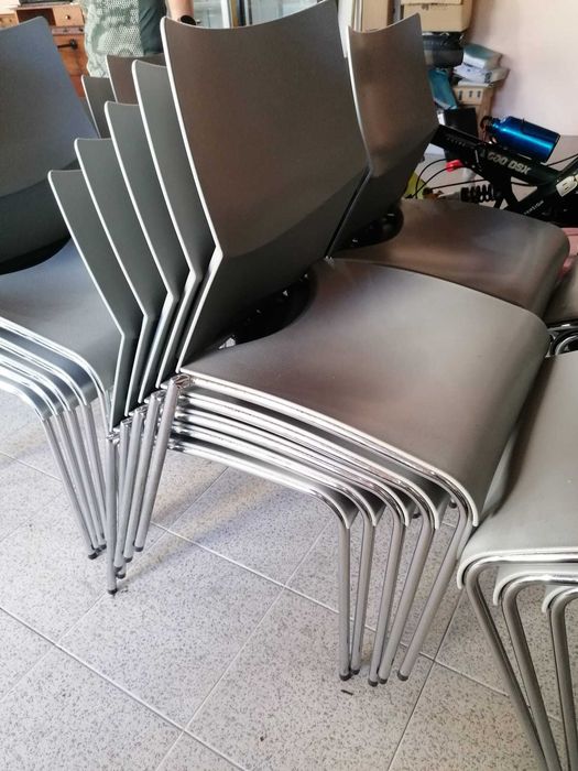 Mesa com cadeiras