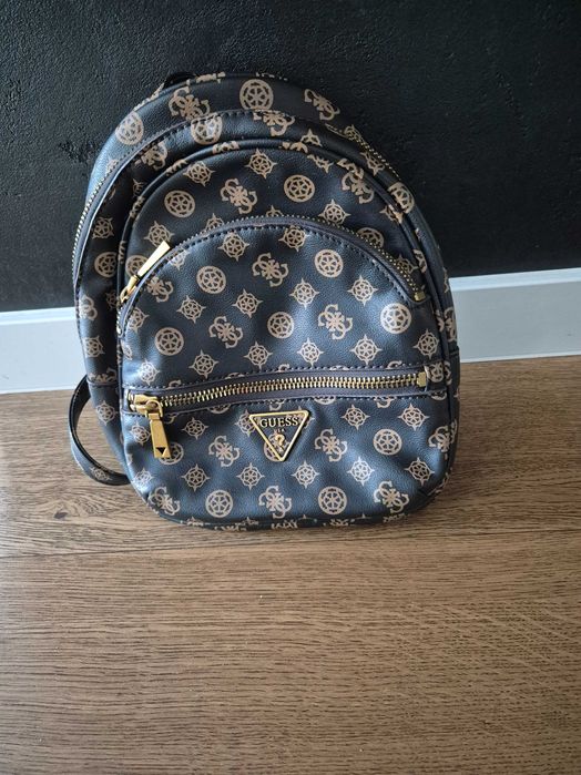 Plecak maly marki Guess