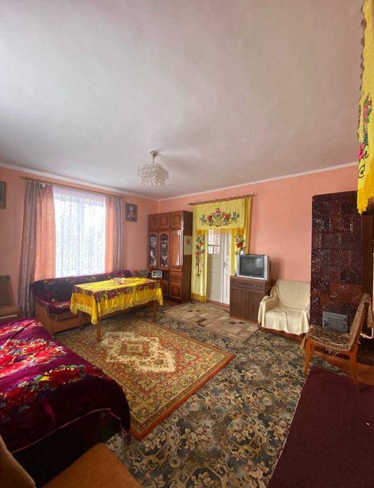 Продаж будинку в с. Марківці, до 10 км від Івано-Франківська.