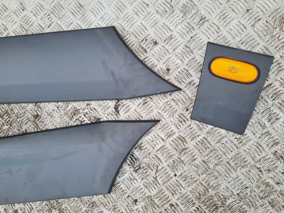 Mercedes Sprinter W 906 listwa karoseryjna prawy bok komplet MAX