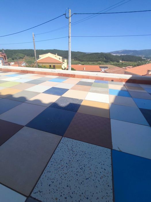 Vendo vivenda nova em fase de acabamentos v+ espaço para comercio