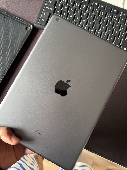 iPad 9ª Geração – 64GB – Impecável