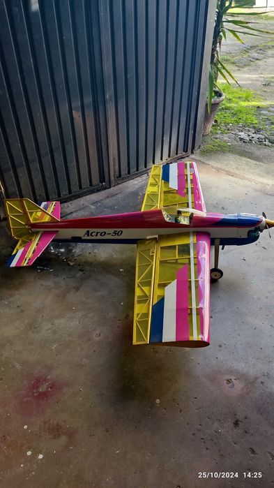 Avião acrobático gasolina