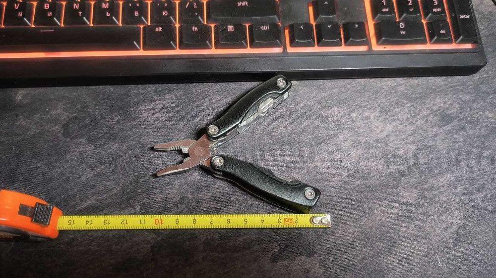 Компактный мультитул 12в1