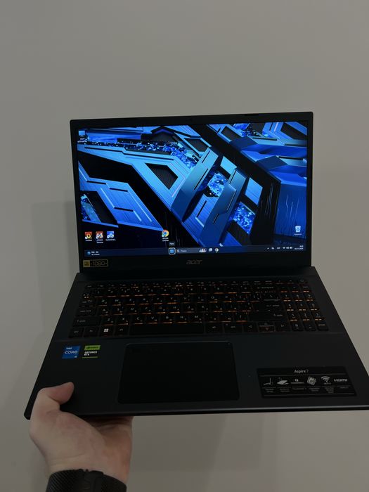 Топовий ігровий ноутбук Acer Aspire 7