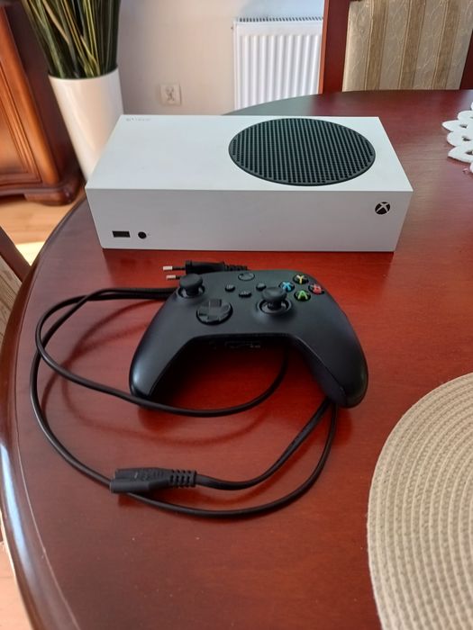 Xbox series S + PAD 512gb