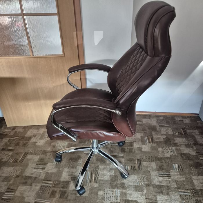 Brązowy fotel stan bardzo dobry, skóra/ekoskóra