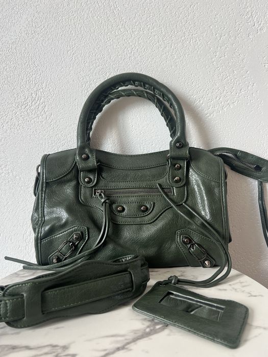 Сумка з лого balenciaga city bag