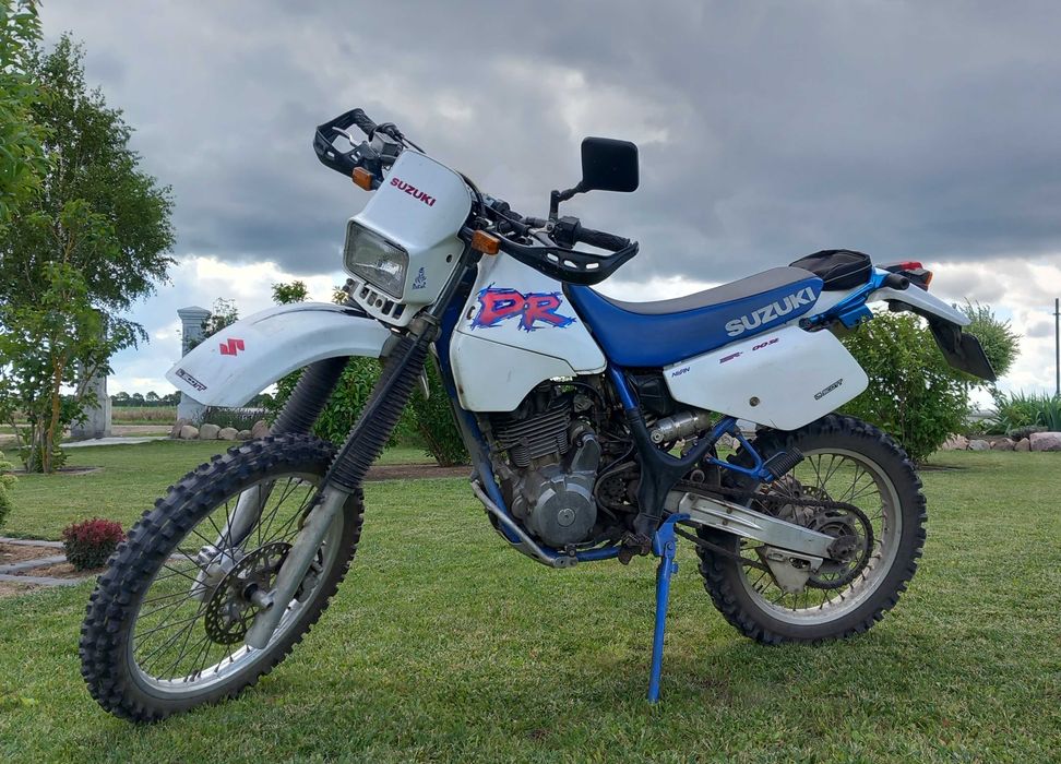 Suzuki DR 350SE, DR 350, zarejestrowana z rozrusznikiem.
