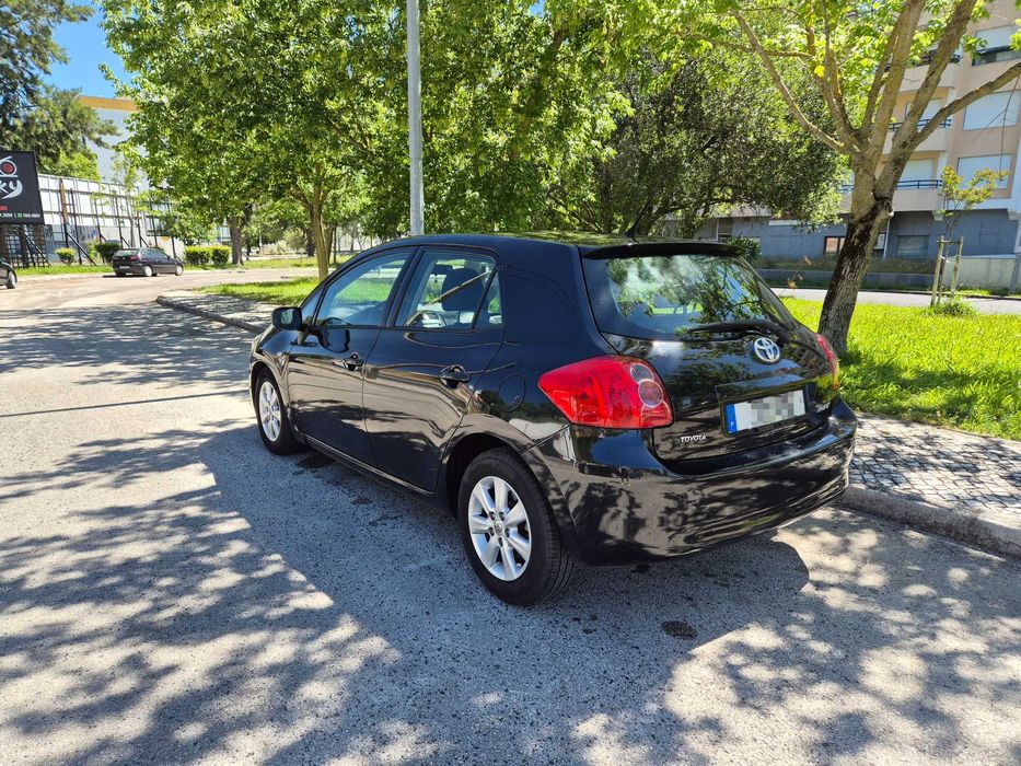 Toyota Auris — fotografia 3
