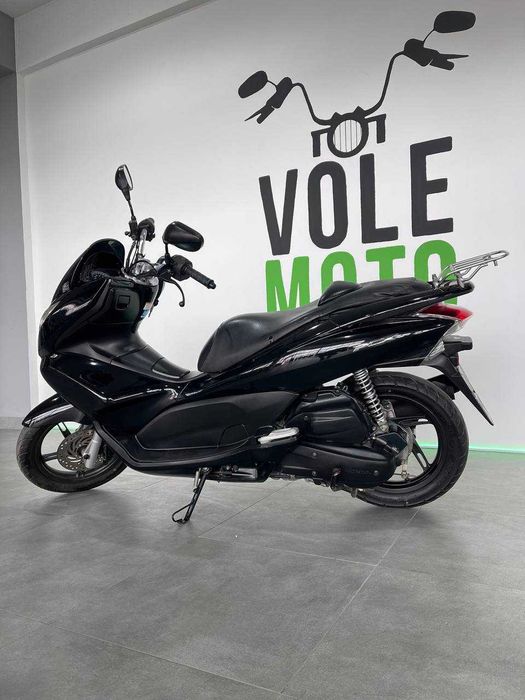 Скутер Honda PCX 125