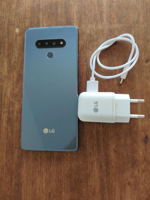 Telemóvel LG K71