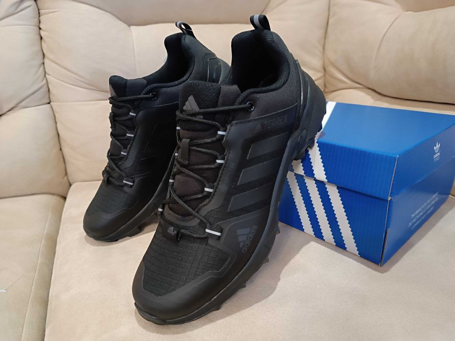 Чоловічі кросівки Adidas terrex ax2 swift