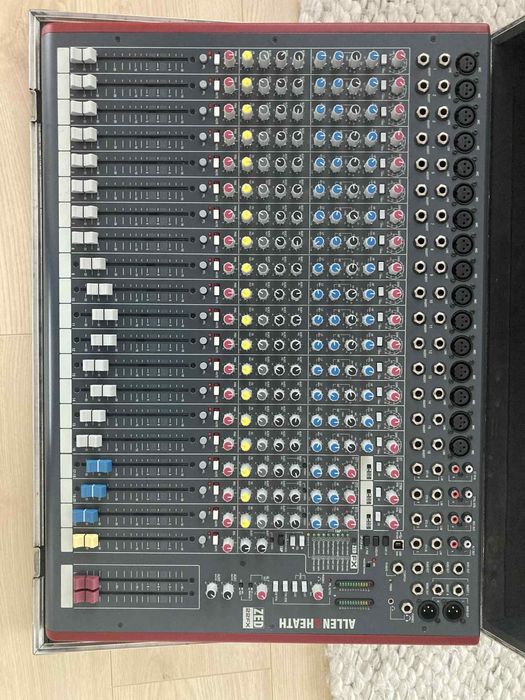 Allen&heath  zed 22 fx