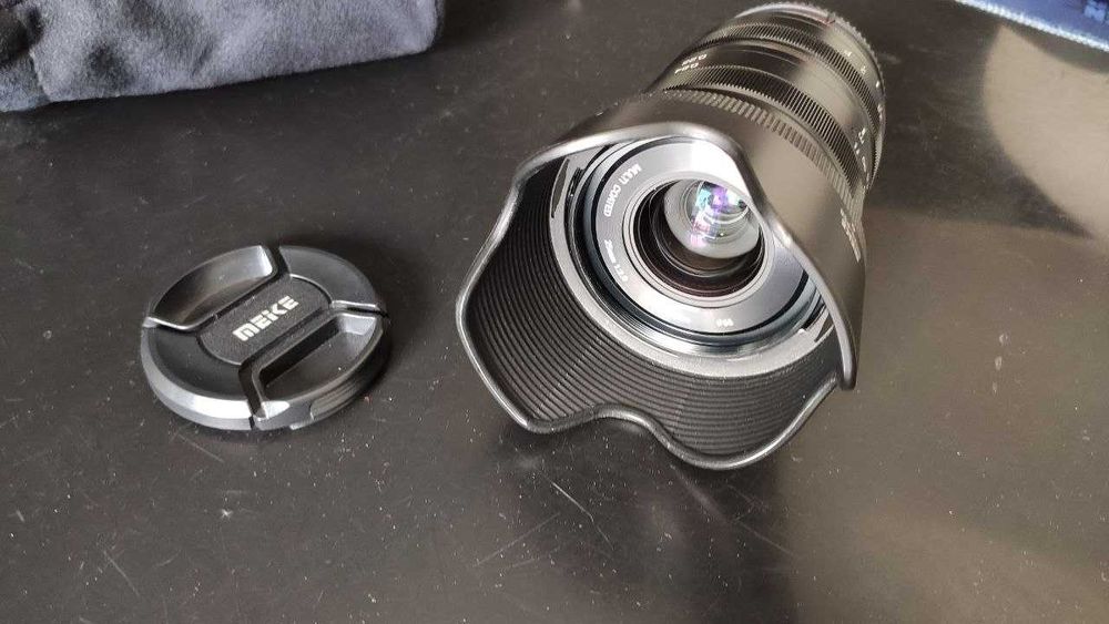 Meike 25mm f/2.0 para Micro Four Fourths