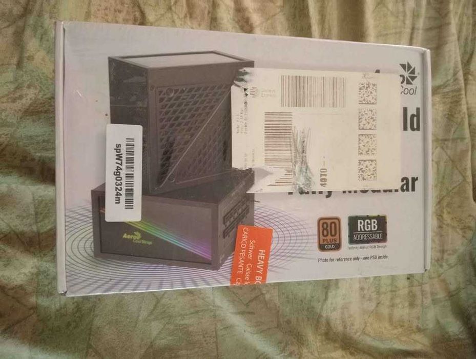 Fonte alimentação aerocool miragem gold 750w  Modular