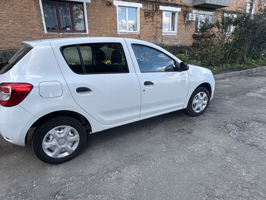 Dacia sandero 2013