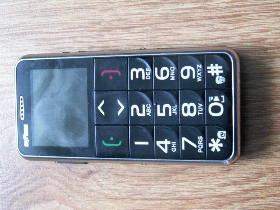 MyPhone 1062 Telefon komórkowy dla seniora - Sprawny z ładowarką