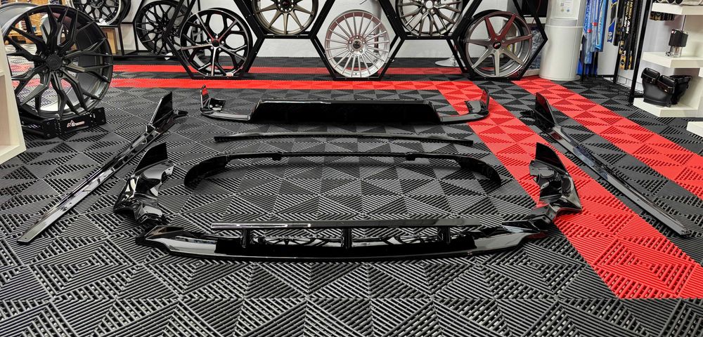 Aero body kit BMW X5 (G05) M-Performance preto brilho