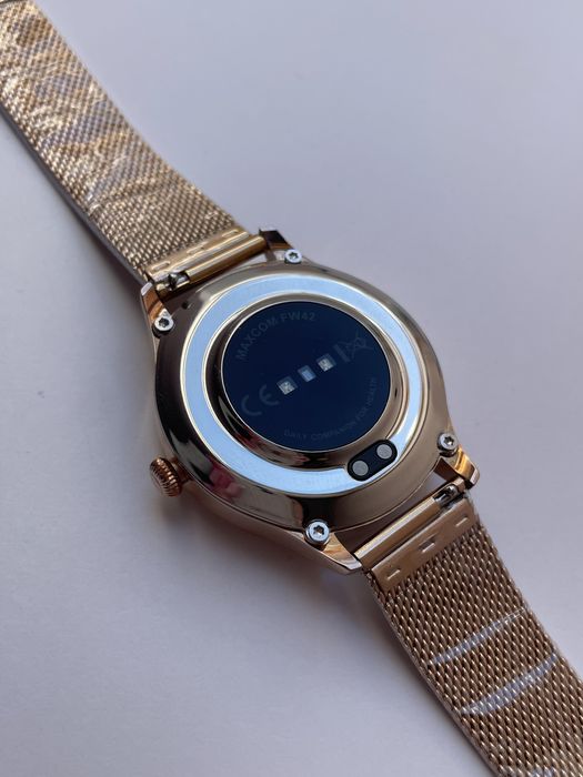 Smartwatch maxcom FW42 Złoty