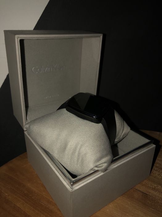 Relógio Digital Calvin Klein COMO NOVO