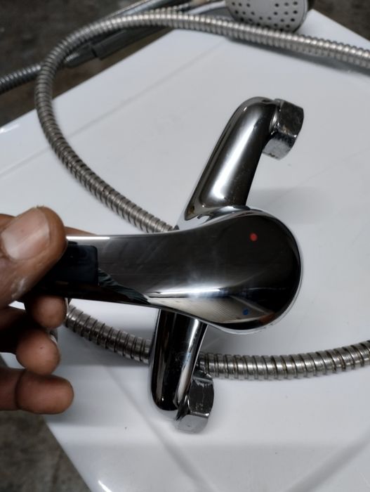 Torneira misturadora banheira ou duche