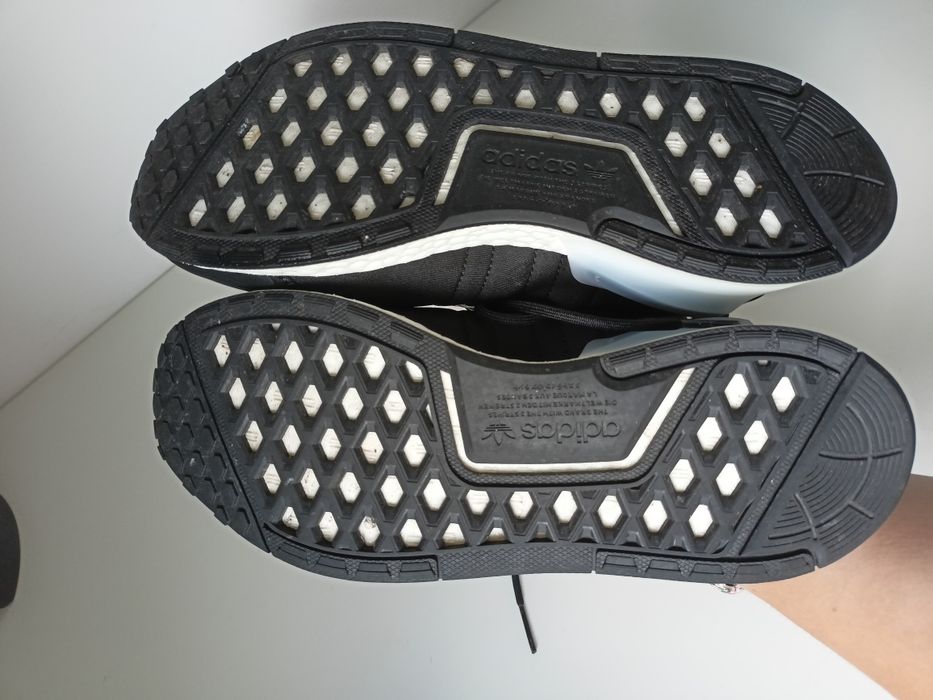 Buty sportowe Adidas NMD_V3 41 1/3