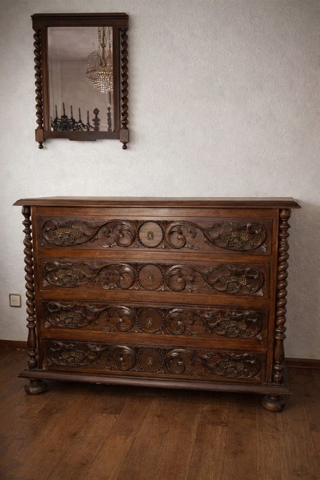 Quarto Completo Antigo