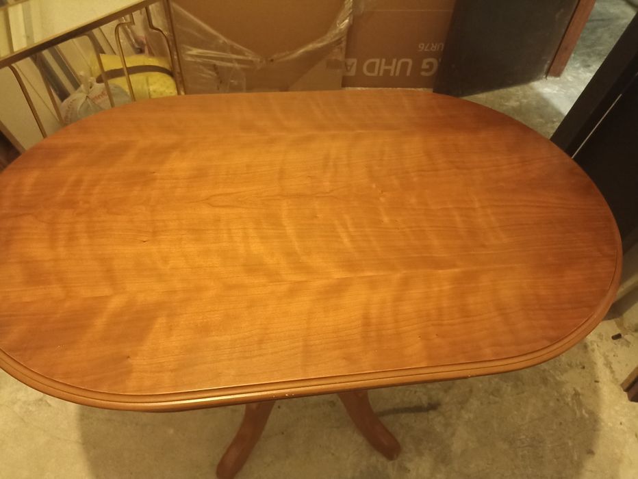 Mesa de madeira maciça64751235572995122