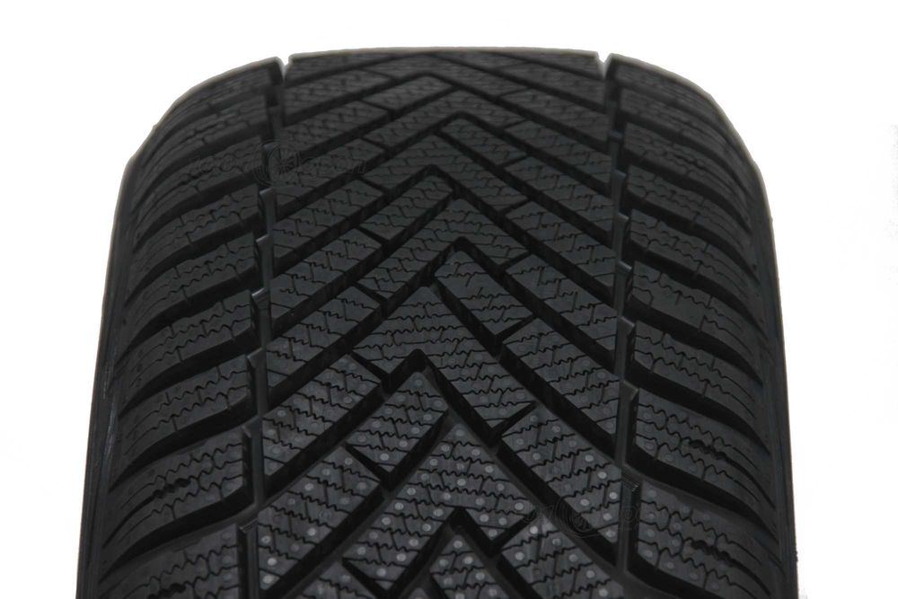 Nowa opona zimowa VREDESTEIN WINTRAC 215/60r16 99H XL