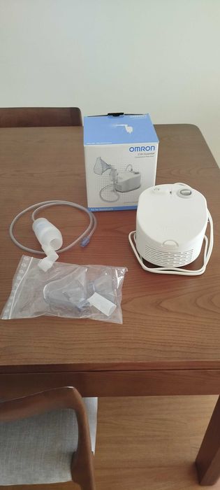 Aparelho de Aerossóis / Nebulizador OMRON- Novo