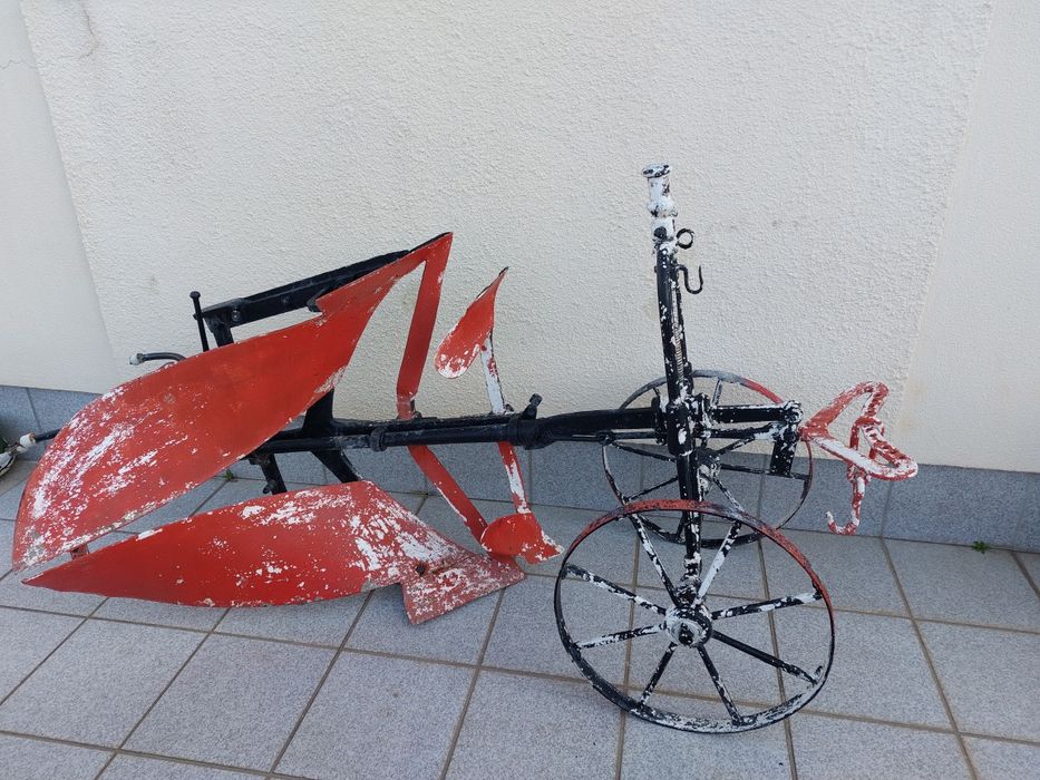 Charrua Antiga em Ferro