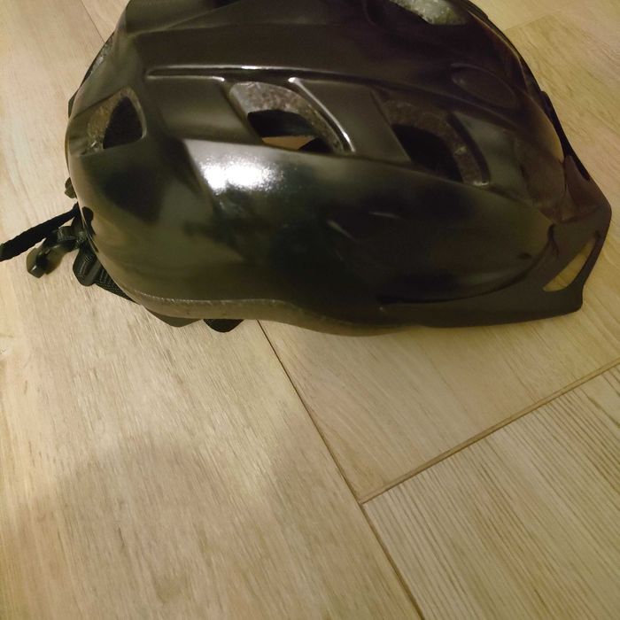 Vendo capacete (adulto)