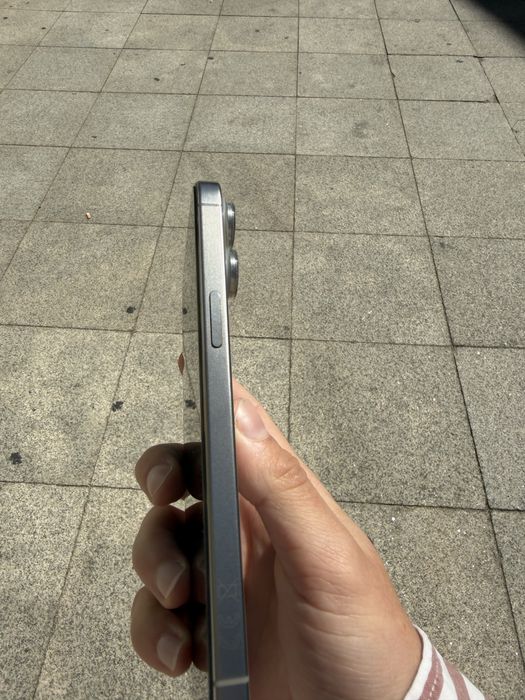 iPhone 15 Pro Max 256GB | Titânio Natural | 98% Bateria | Como Novo