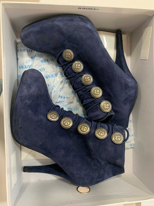 Botins GUESS camurça azul marinho