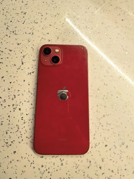IPhone 13 w bardzo dobrym stanie