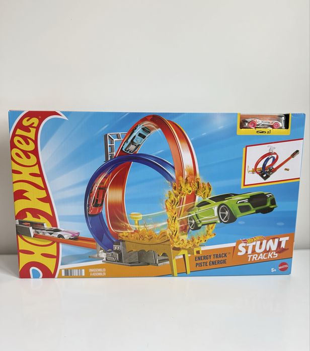 Великий трек Hot Wheels петля