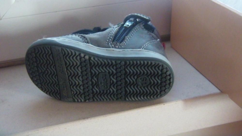 Botas Chicco nº19 novas