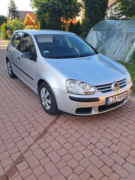 Volkswagen Golf 5 2.0 sdi.