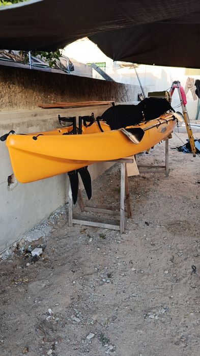 kayak da marca Hobie
