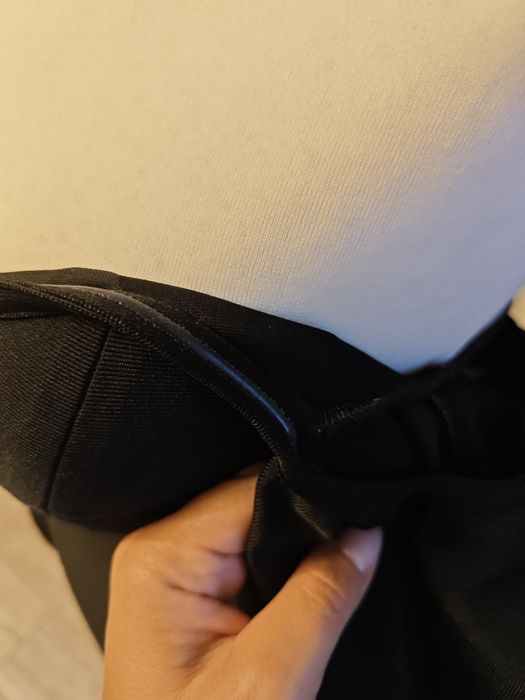 Czarna sukienka missguided 8 ołówkowa mini mała czarna obcisła