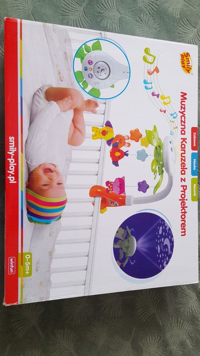 Karuzela z muzyką dla niemowlaka