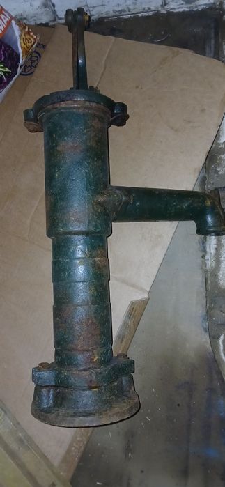 Pompa reczna abisynka