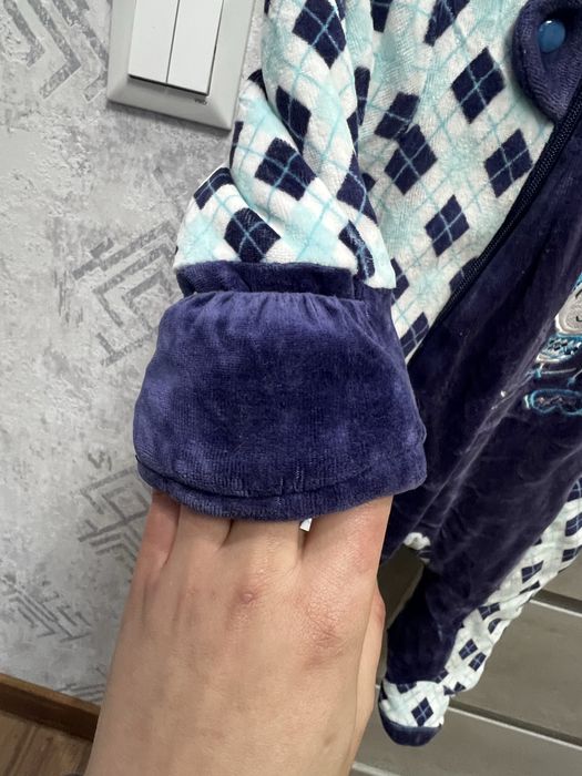 Комбінезон та шапочка для новонароджегоно